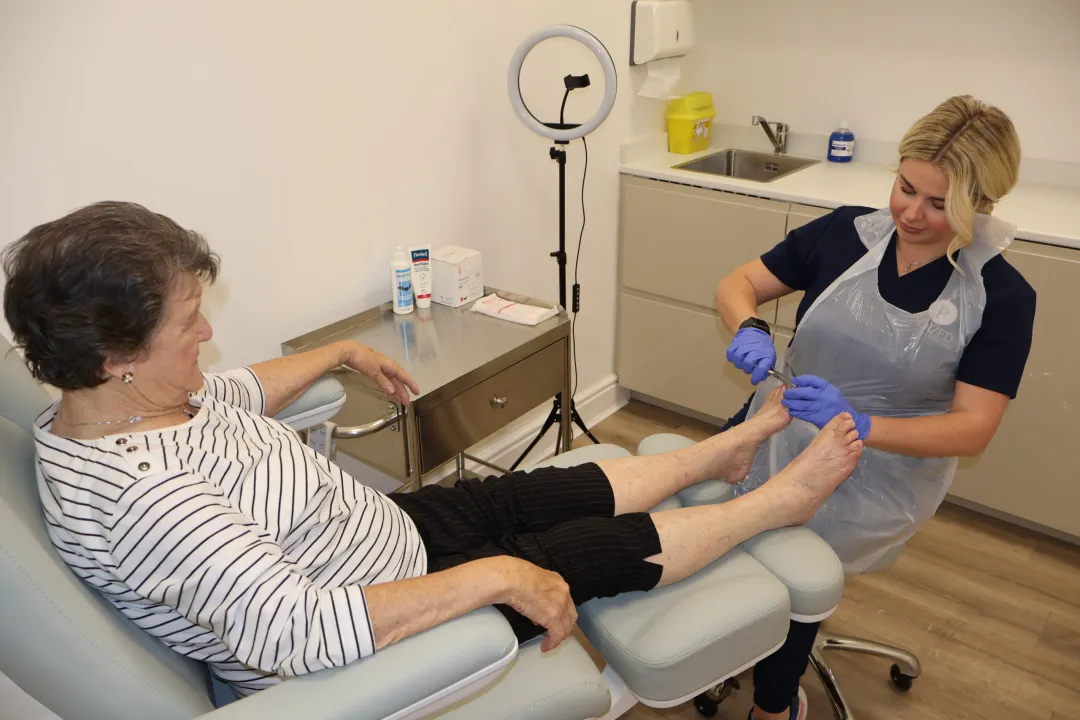 The Benefits of Regular Foot Exams by a Podiatrist